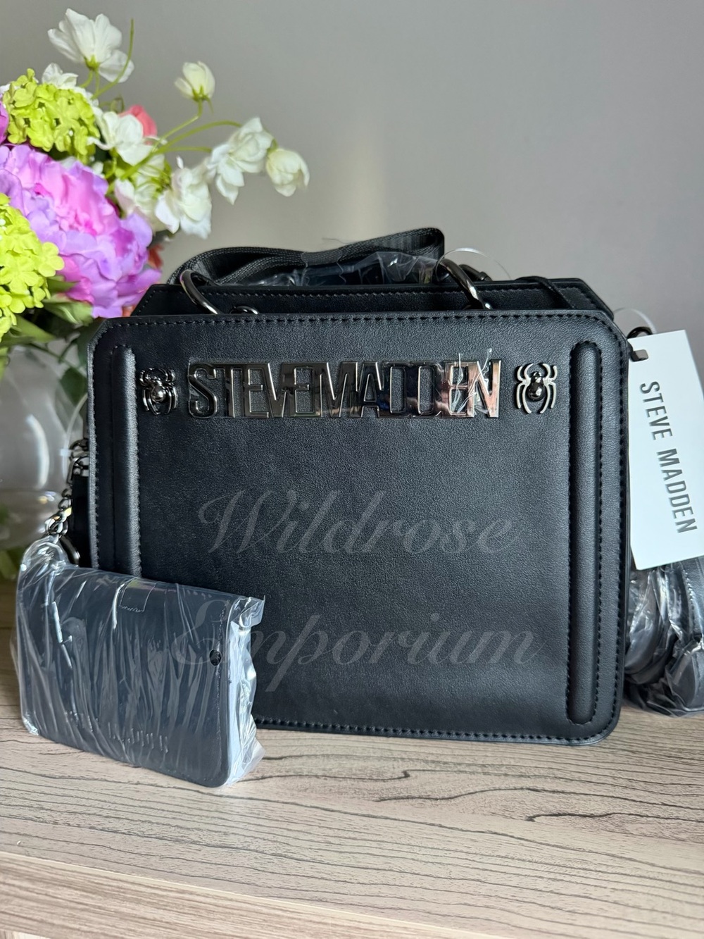 Steve Madden Halloween Bevelyn spider Black Crossbody Satchel Purse